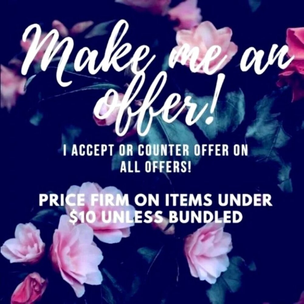 Meet your Posher, Ariana BALCK FRIDAY SALE STARTS NOW IN MY CLOSET )))